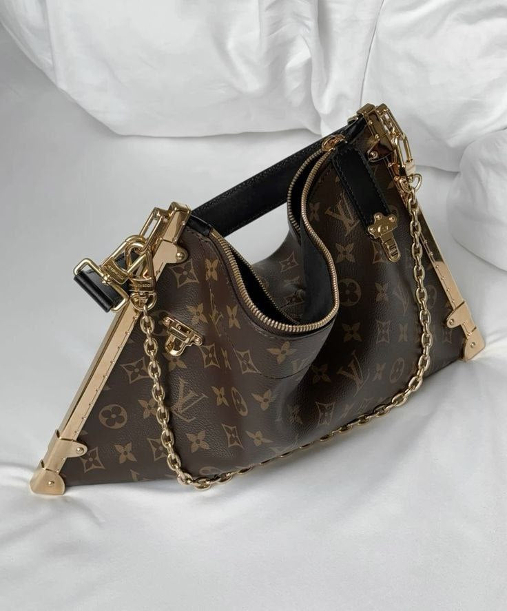 Lv hand bag - mr